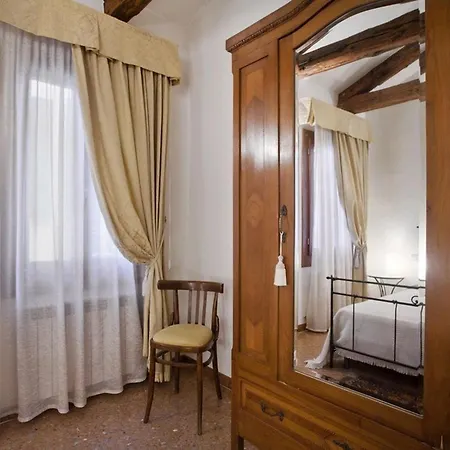 Simeone Iv Grande - Locappart Appartement Venise
